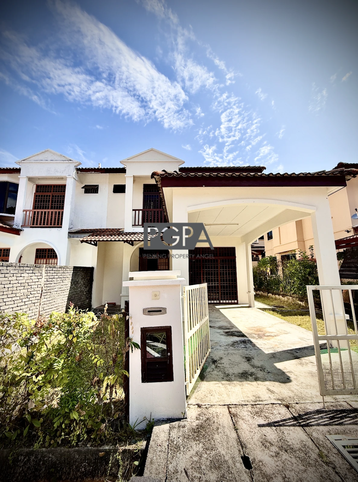 Double-Storey Semi-Detached Home in Batu Ferringhi.